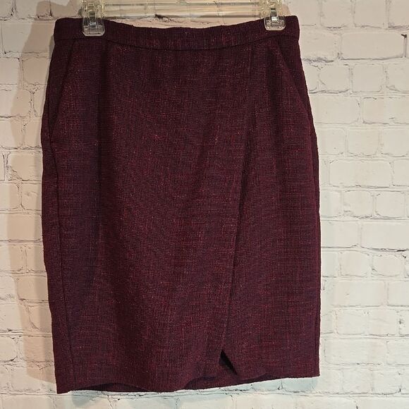 Banana Republic Factory burgundy skirt size 4 - Picture 1 of 8